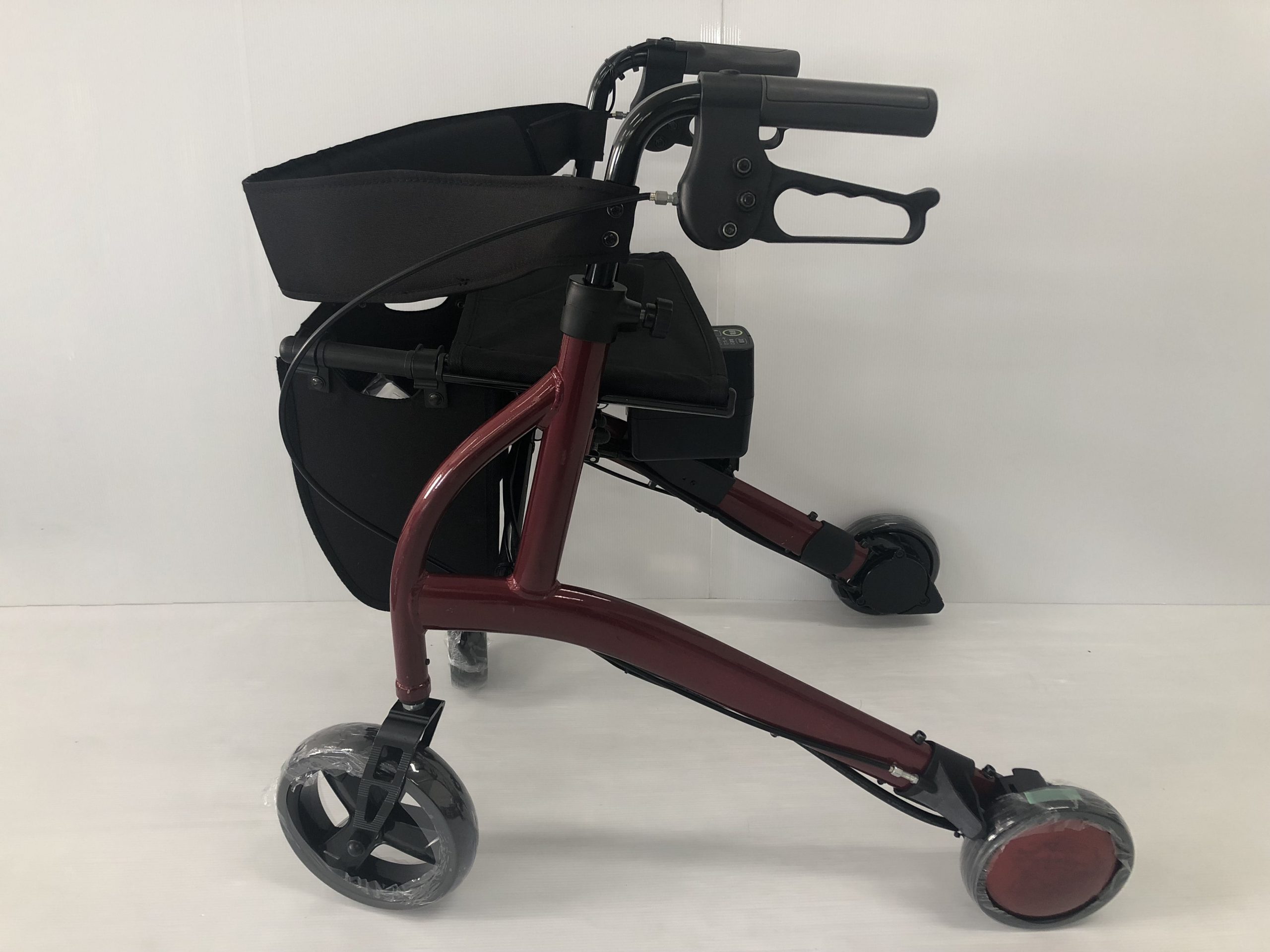 ロボットアシストウォーカー RT.2 トールタイプレッド 竹虎 RT2-02RD ロボットアシストウォーカー RT.2 トールタイプレッド 竹虎 RT2-02RD