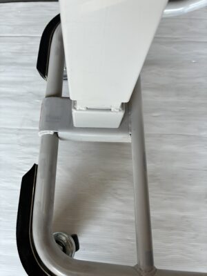 【中古品】 アルコーSK（非課税）歩行車 歩行器 馬蹄型 肘置き 星光医療器製作所 - 画像 (3)
